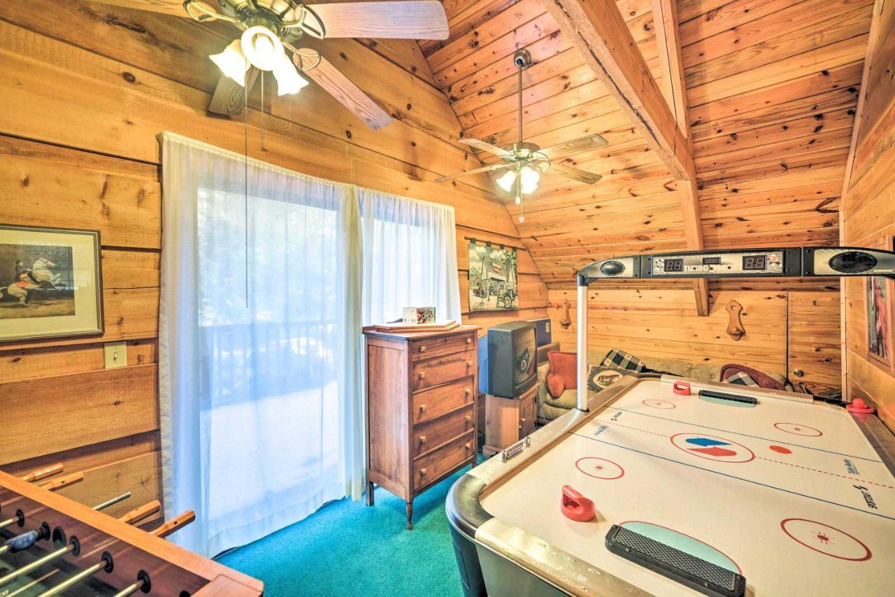 Cozy Tellico Plains Cabin With Large Mountain Creek! エクステリア 写真