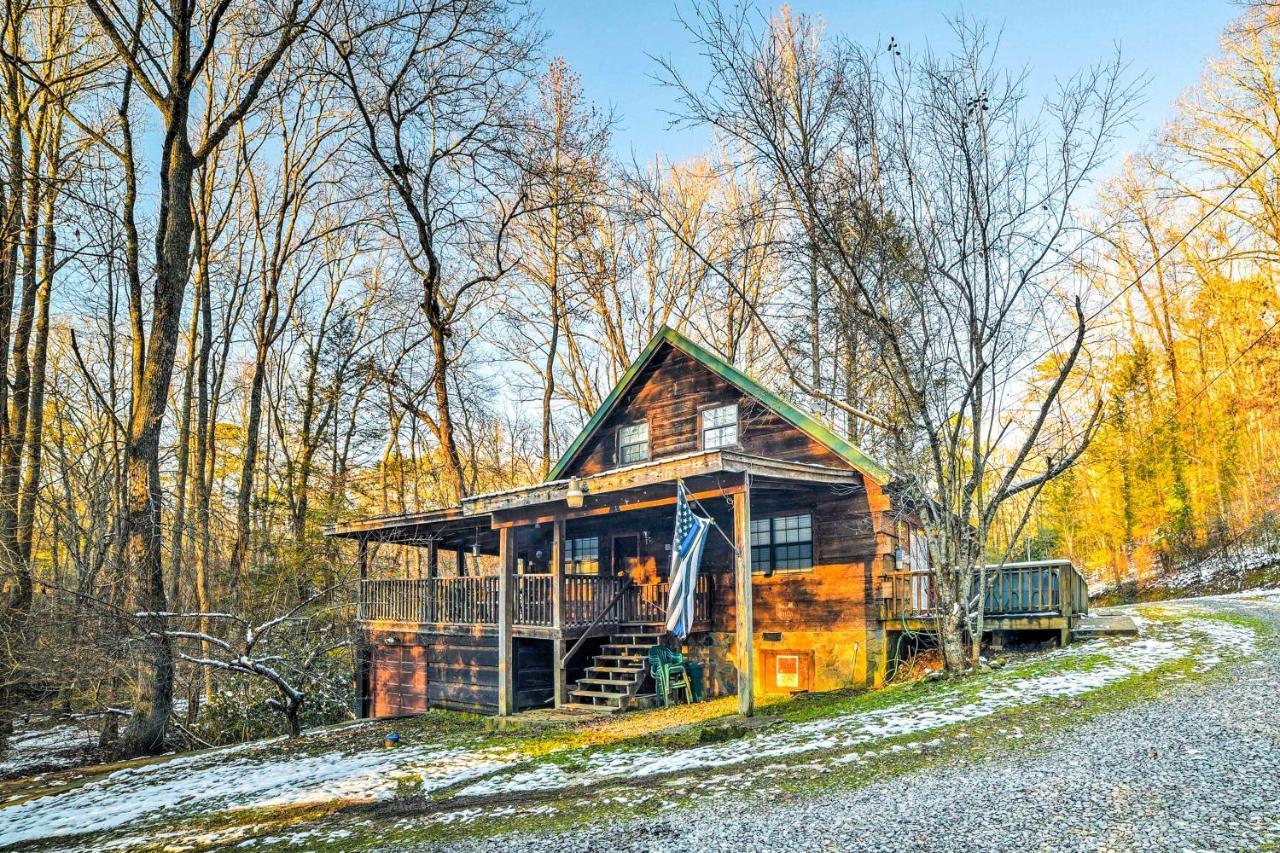 Cozy Tellico Plains Cabin With Large Mountain Creek! エクステリア 写真